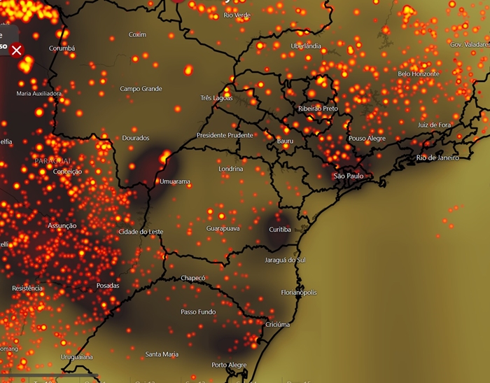 Fumaça das queimadas na Amazônia chea ao Centro-Sul