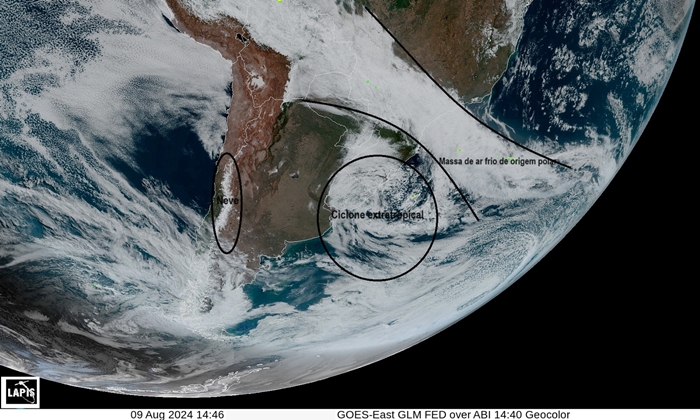 frente fria_imagem de satélite